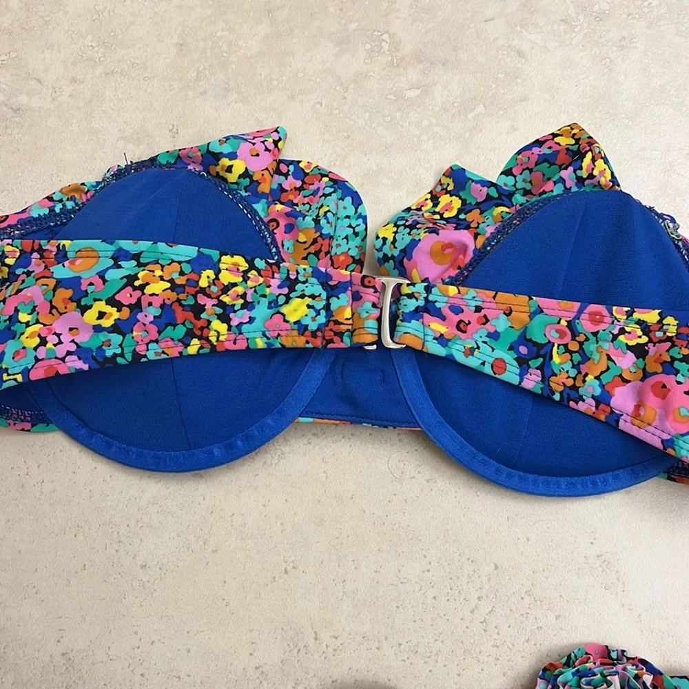 Swim two piece - Picture 3 of 5